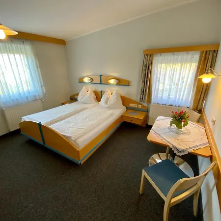 Bed & Breakfast Traude Graz