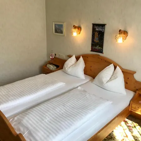 Traude Bed & Breakfast *